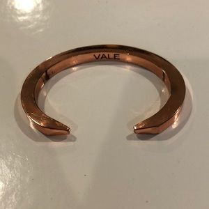 VALE rose gold cuff